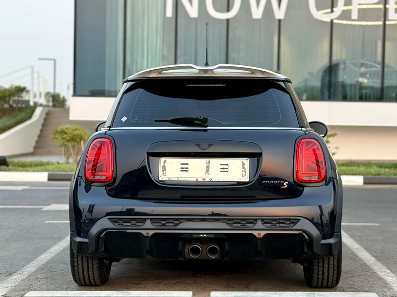 Mini Cooper S GCC full option original paint under warranty and service contracts63479888245889113