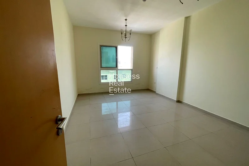 Spacious Size | Near to JSS School | Vacant63778886370307110