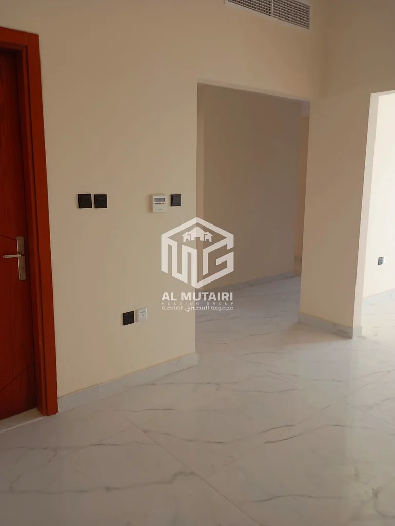 شقة للإيجار - غرفتين نوم وصالة / الصالة مزودة بتكييف مركزي - الغرف مزودة بتكييف سبليت - الجرف 3 (نموذج 407) -63712606482179113