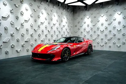 Ferrari 812 Competizione Aperta