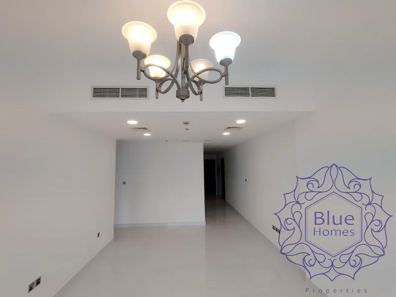 جاهز للانتقال | 1BHK | تخزين63744985276674112