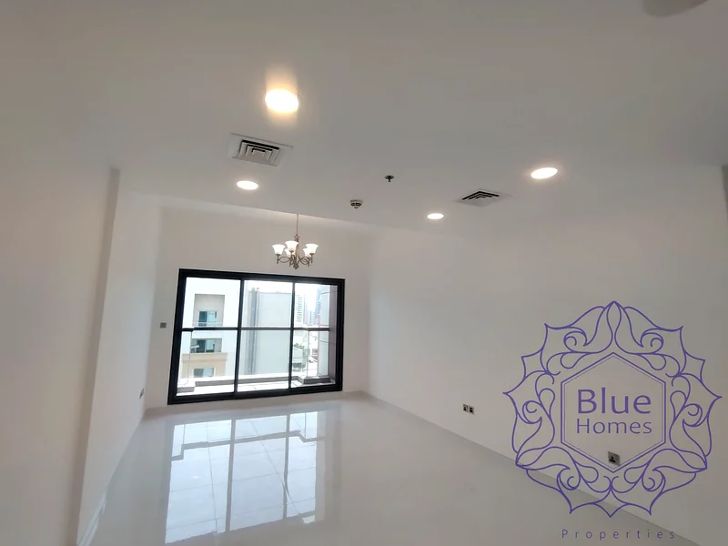 جاهز للانتقال | 1BHK | تخزين63744985276674110