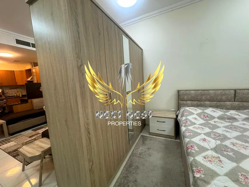 شقة استوديو خالية من المبرد للإيجار63654981972353113