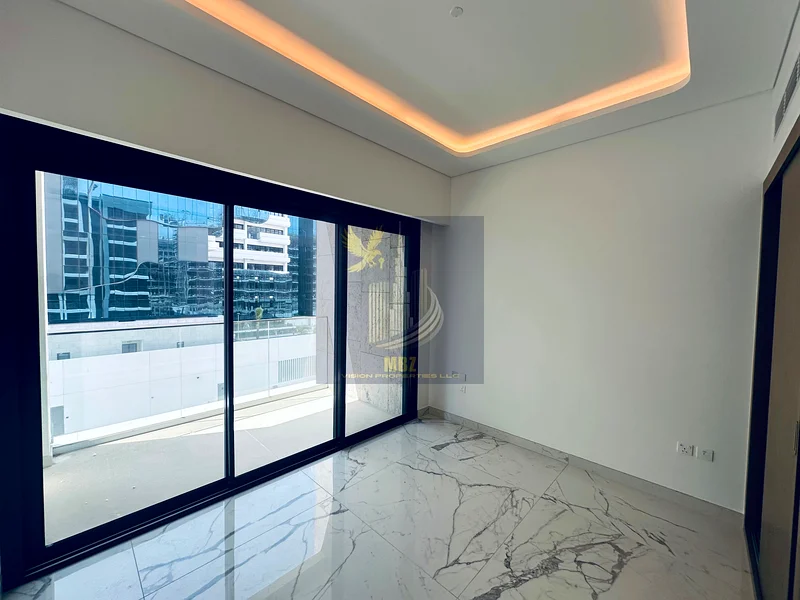 Brand New| Multiple Options| Modern Layout63800933542018110
