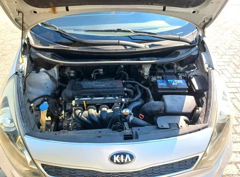 Kia Rio Hatchback EX Top63489132126849110