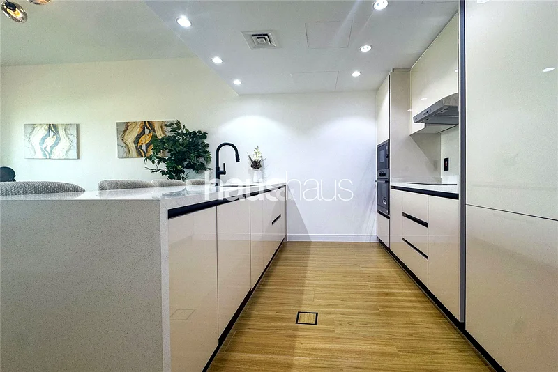 Vacant | Upgraded | Furnished | High ROI63919225715075112