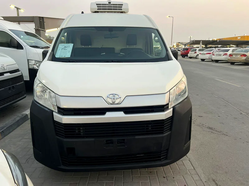 2019 Toyota Hiace Chiller Highroof63484347874946111