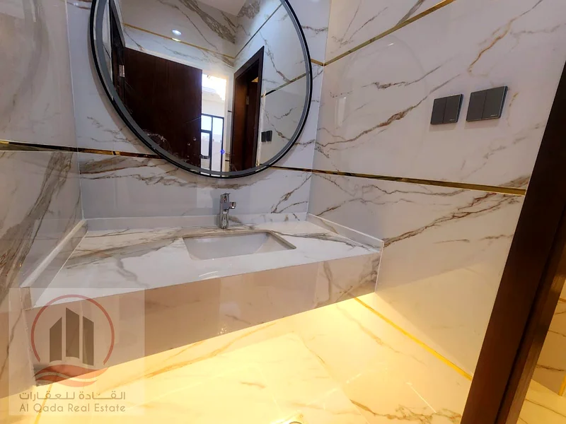 Villa for sale at Ajman - Al Heloi 2 area the Villa G +2 (5 Master room + big court + big Majlis + big Hall + maid room)63898098083970114
