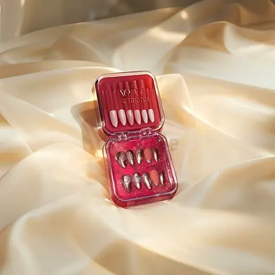 Classic Plain Press-On Nails – Reusable  Stylish