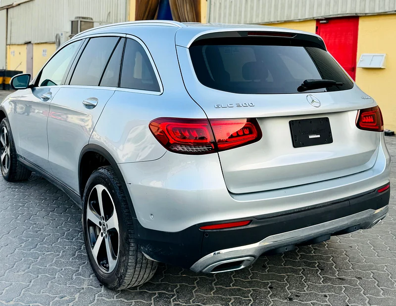 2021 MERCEDES BENZ GLC300 CLEAN TITLE63488245931011112