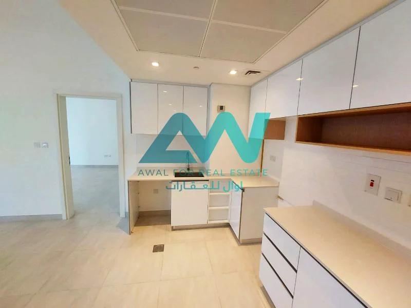 Luxury 2BR Apt | Spectacular View | Prime Location63844360974722112