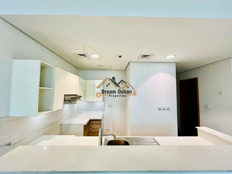 منظر المطار | شقتان من الطابق الأعلى | أفضل تخطيط على واجهة الجداف المائية63728265710083112