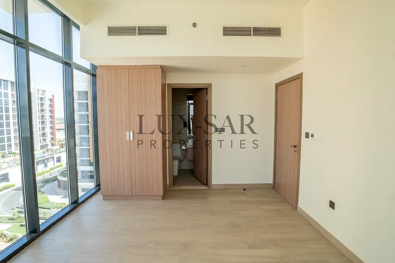 موقع متميز | شاغر | واسع63800727581057113