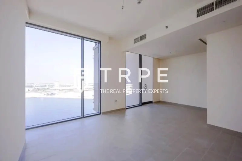 Spacious 3 Beds | Full Creek View | High Floor63759932650371112
