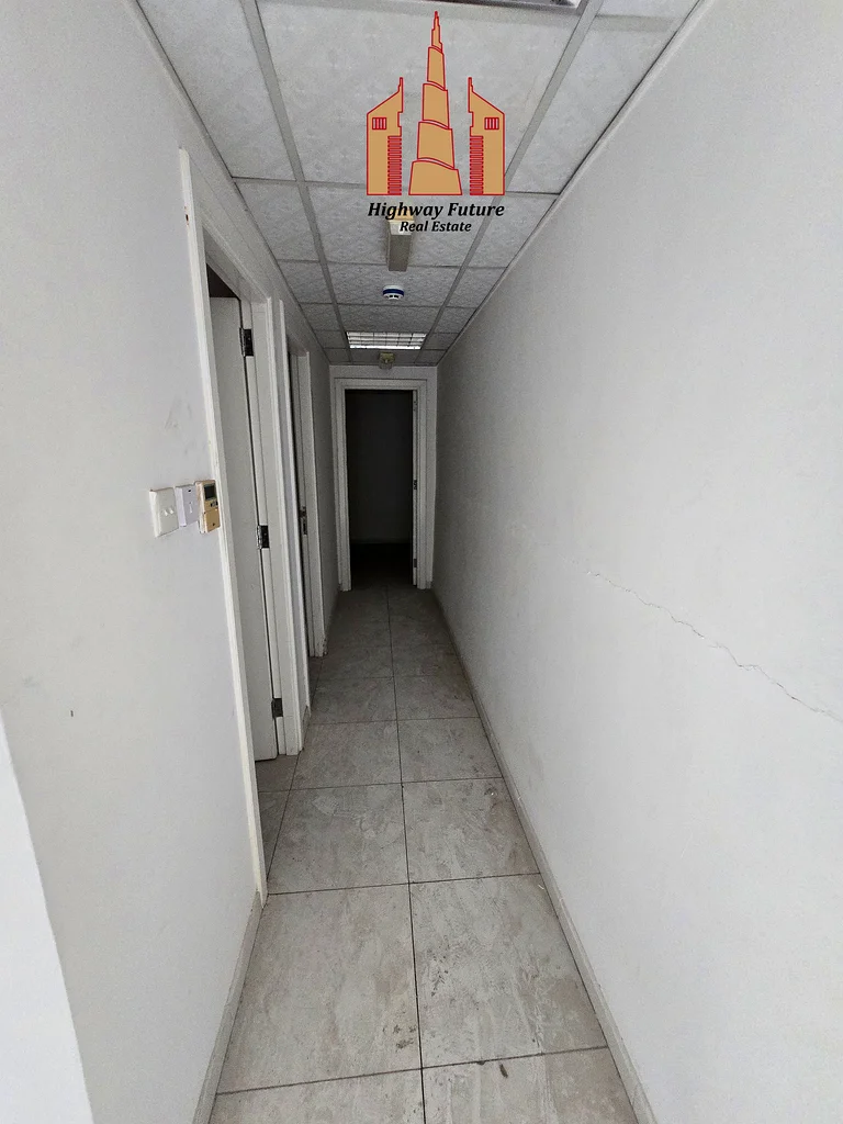 Neat and clean shop for rent big size 1 kitchen 1 washroom corner shop just 140k63623065354499114