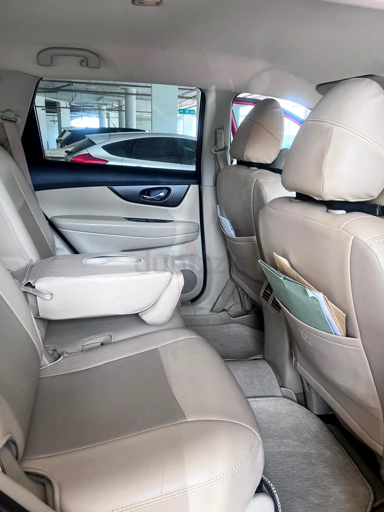 Nissan X-Trail 2015 – AED 2600063488644169987111