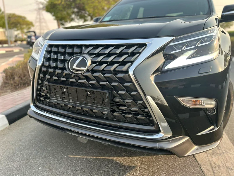 Lexus GX 460, Platinum Limited, 2023, GCC Spec, Very Low Mileage63612078128769111