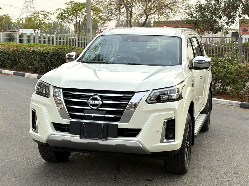 NISSAN XTERRA PLATINUM 2.5L - GCC SPECS - BRAND NEW - UNDER WARRANTY - EXCELENT CONDITION -63483902792963112
