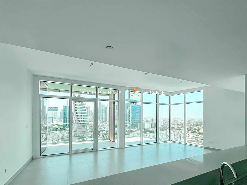 Spacious Unit | Close to Metro | Vacant63922512631042112