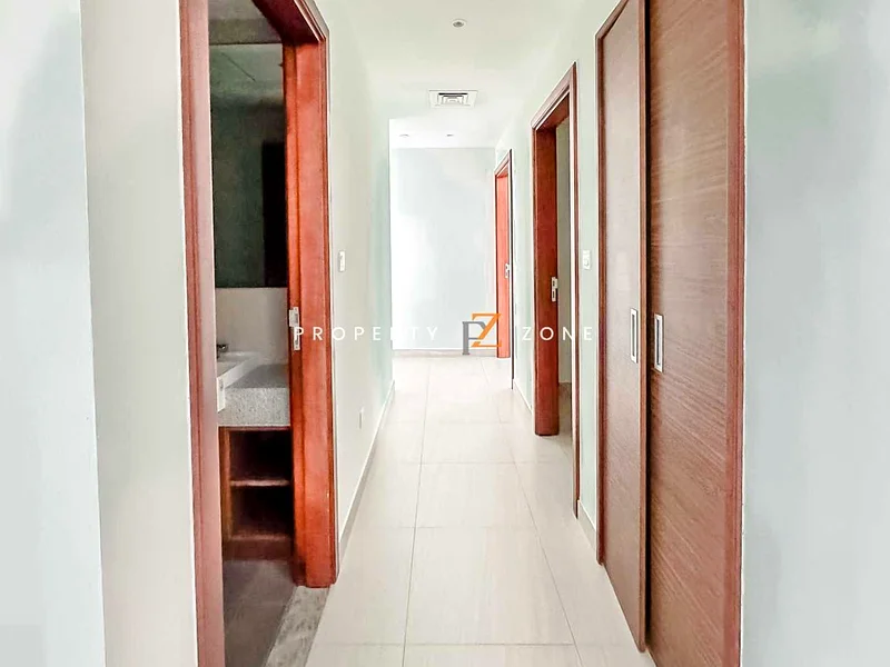 Spacious Unit | Close to Metro | Vacant63922512631042114