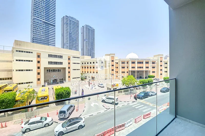 دوبلكس | جديد بالكامل | غرفة نوم واحدة | واسع63779400995969114
