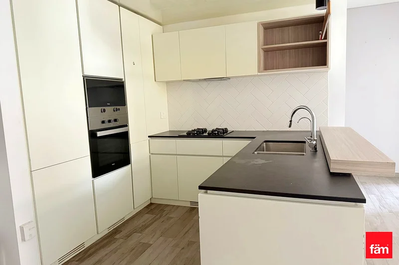 شقة مفروشة بالكامل في مبنى بريميوم جاهزة للانتقال63789270699650113