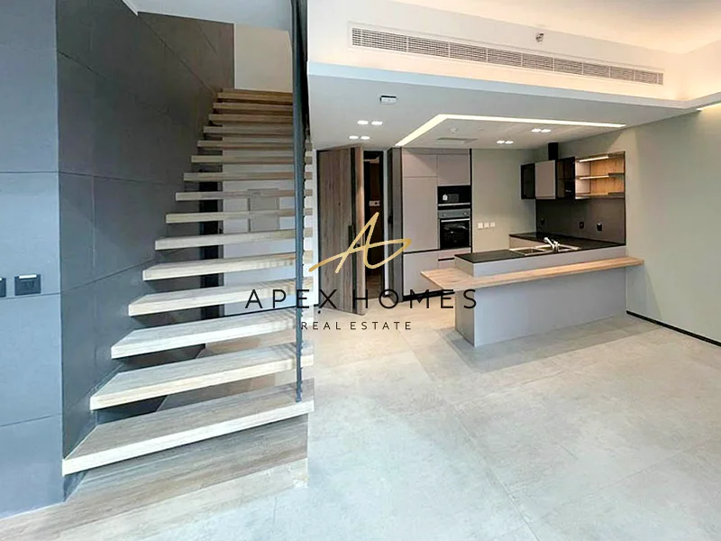 Stylish 2-Bedroom + Study Duplex | Prime Location63756383557634110