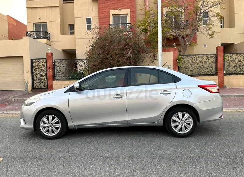 Toyota Yaris SE+63488078957825114