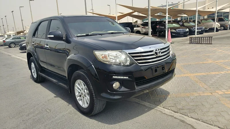 Toyota Fortuner63484347705859114