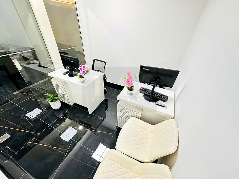 Stylish Office | Free Utilities | Bank Account Assistance63619929384577114