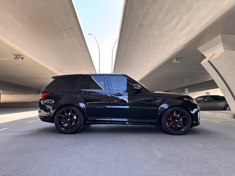 Range Rover SVR63488938931458114
