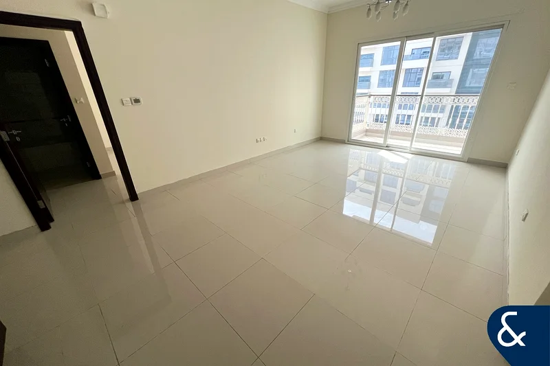 جاهز للانتقال | غرفة نوم واحدة | عرجان63765284233091112