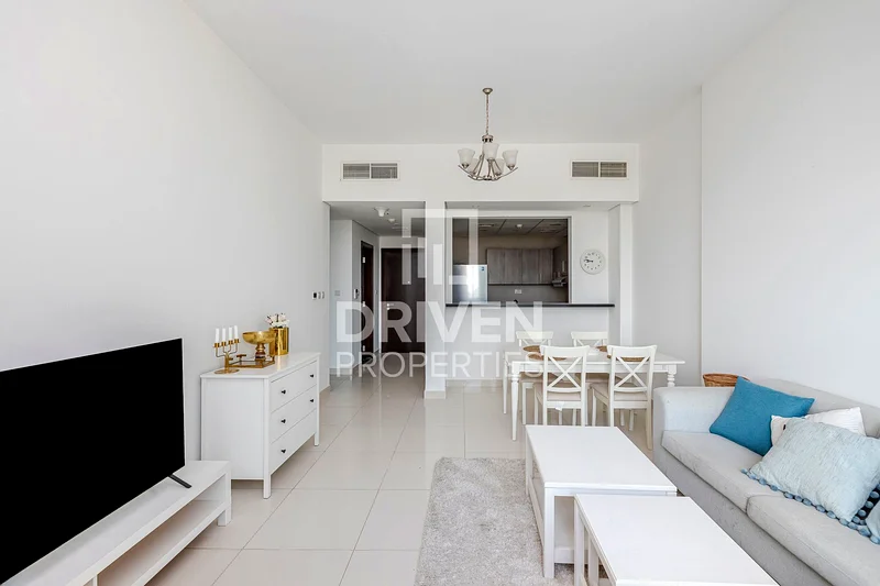 Well Maintained and Bright | Ready to Move In63740397031810114