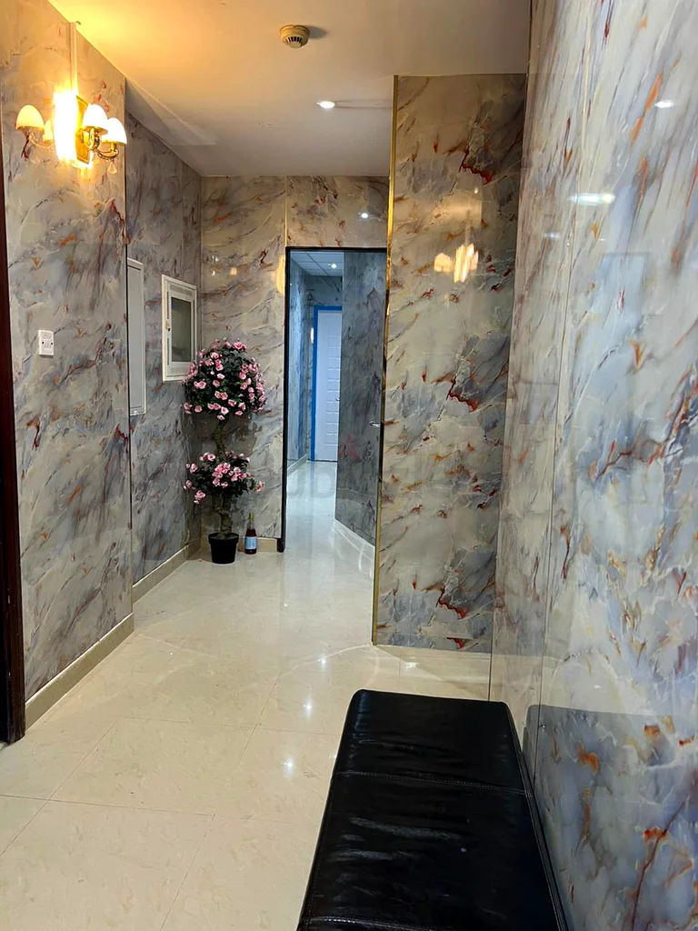 Neat  Clean Partition Available63624810221697113