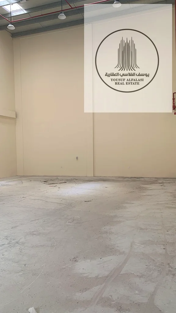 For rent in Al Sajaa, a warehouse with an area of ​​1,500 square feet. The price is 80,000 Egyptian pounds. Single-phase electricity.63622481647107114