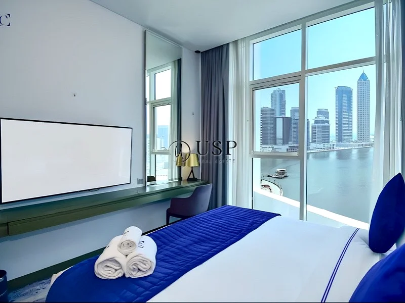 Spacious | Furnished | Canal view63795425090562112