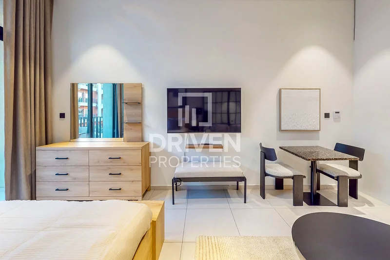 Furnished Studio | Community View | Vacant63782124000897113
