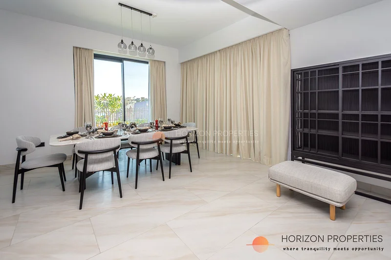 Beachfront Villa | 4 Bed + Maid | Luxury63860144200193112