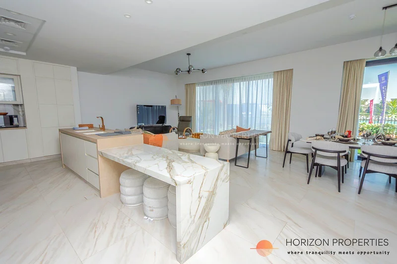 Beachfront Villa | 4 Bed + Maid | Luxury63860144200193111