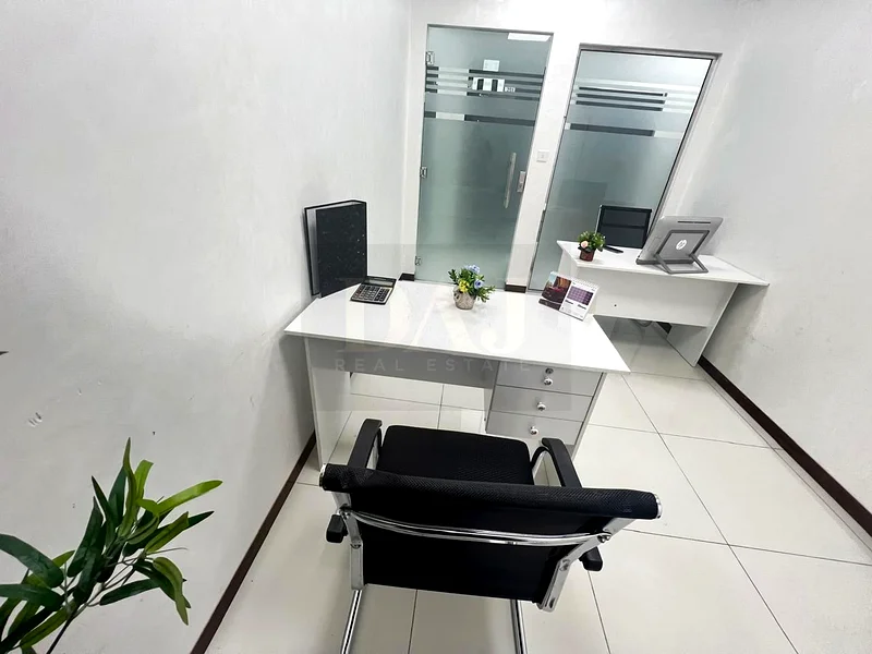 Beautiful Office | Direct From Landlord | Near to Metro Station |63618207710467111