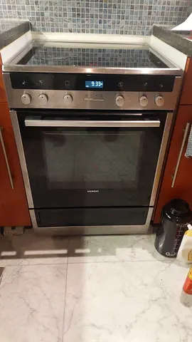 Siemens Ha744530m 60 by 60 Cooking range Four burner eletiric houb