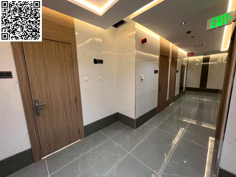 For annual rent – 1st tenant! 1BR, living room, balcony, bath, spacious & modern, prime location near services, easy access to Sharjah & Dubai.63713137496706111