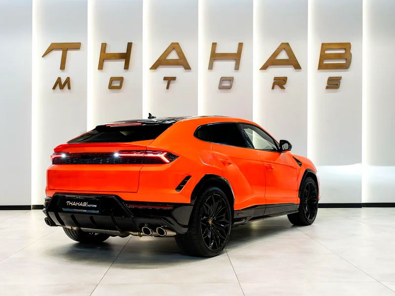 URUS. SE . Full Carbon .63490820365827113