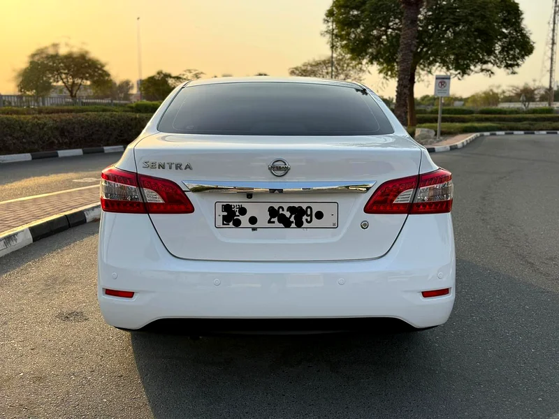 Nissan Sentra 2019 model gcc spec original paint accident free car63484188840195112
