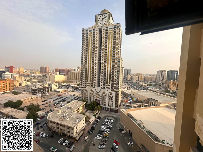 عرض ساخن بأقل سعر شقة من 3 غرف نوم 3BHK شقة فارغة بإطلالة كاملة على المدينة وعلى برج الساعة إطلالة مفتوحة أكبر مساحة في الموقع المتميز لمجمع البخار للشقق63870675975554111