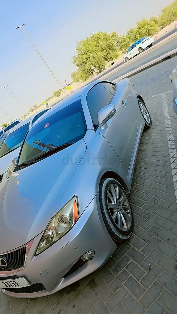 لكزس كابريو بحالة ممتازة63489584266497111