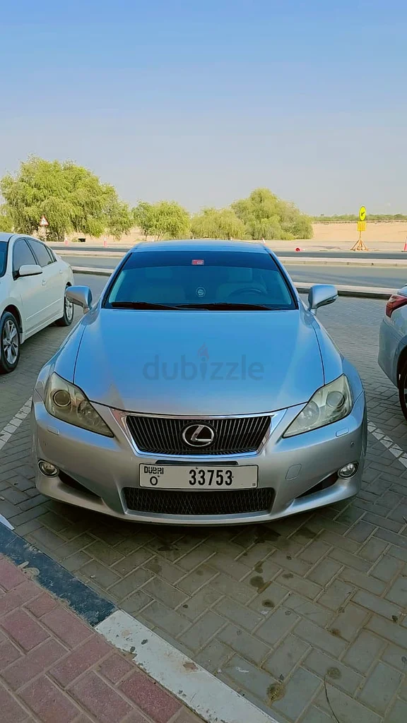 لكزس كابريو بحالة ممتازة63489584266497112