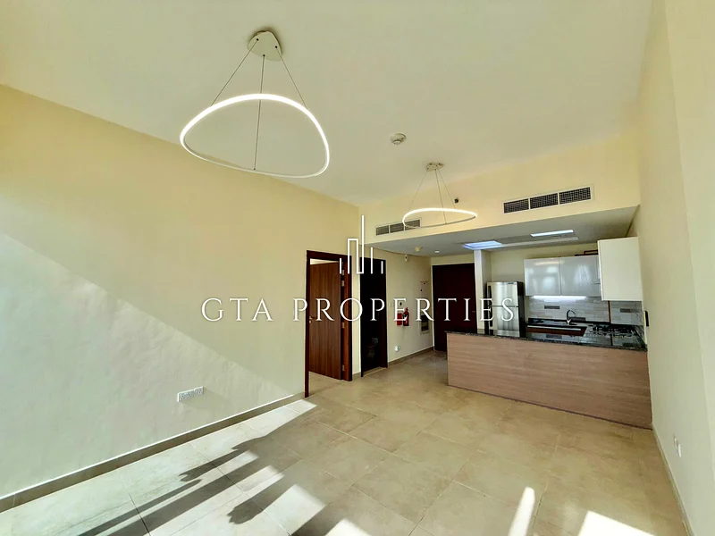 1BR | Next to Metro | Azizi Shaista63761924194946112