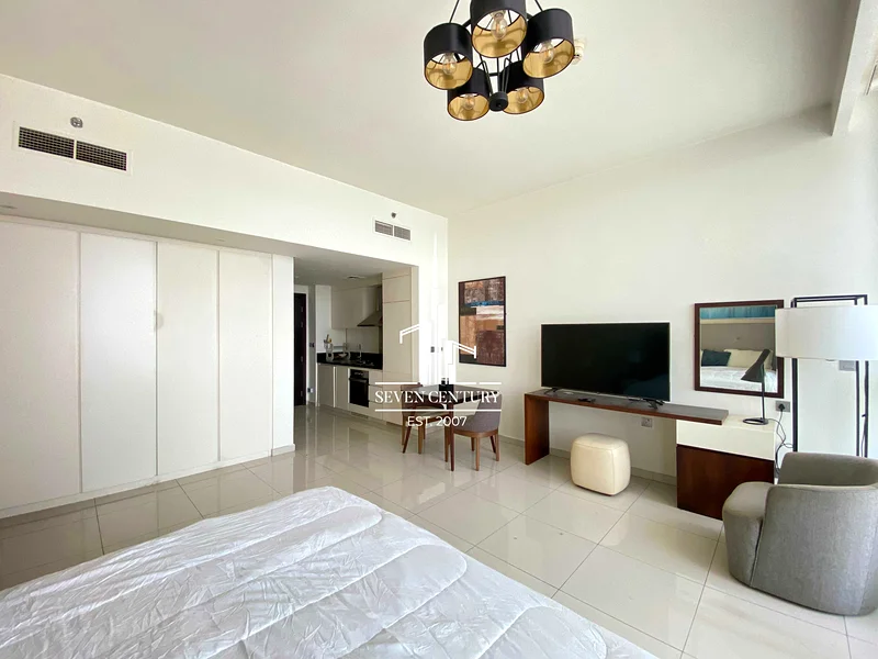 Elegant Studio | Bright and Spacious | Furnished63789600801537113