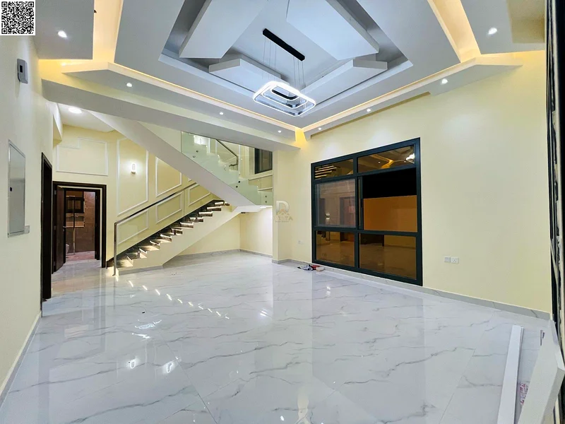 فيلا مميزة للبيع في الهيليو 2 🏡 - 6 غرف واسعة، تصميم حديث، موقع استراتيجي، السعر يشمل جميع الرسوم 📑 جاهزة للسكن فورًا 🔑63898098015617114
